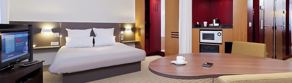 B&B Hotel Rueil-Malmaison Gare Ruang foto